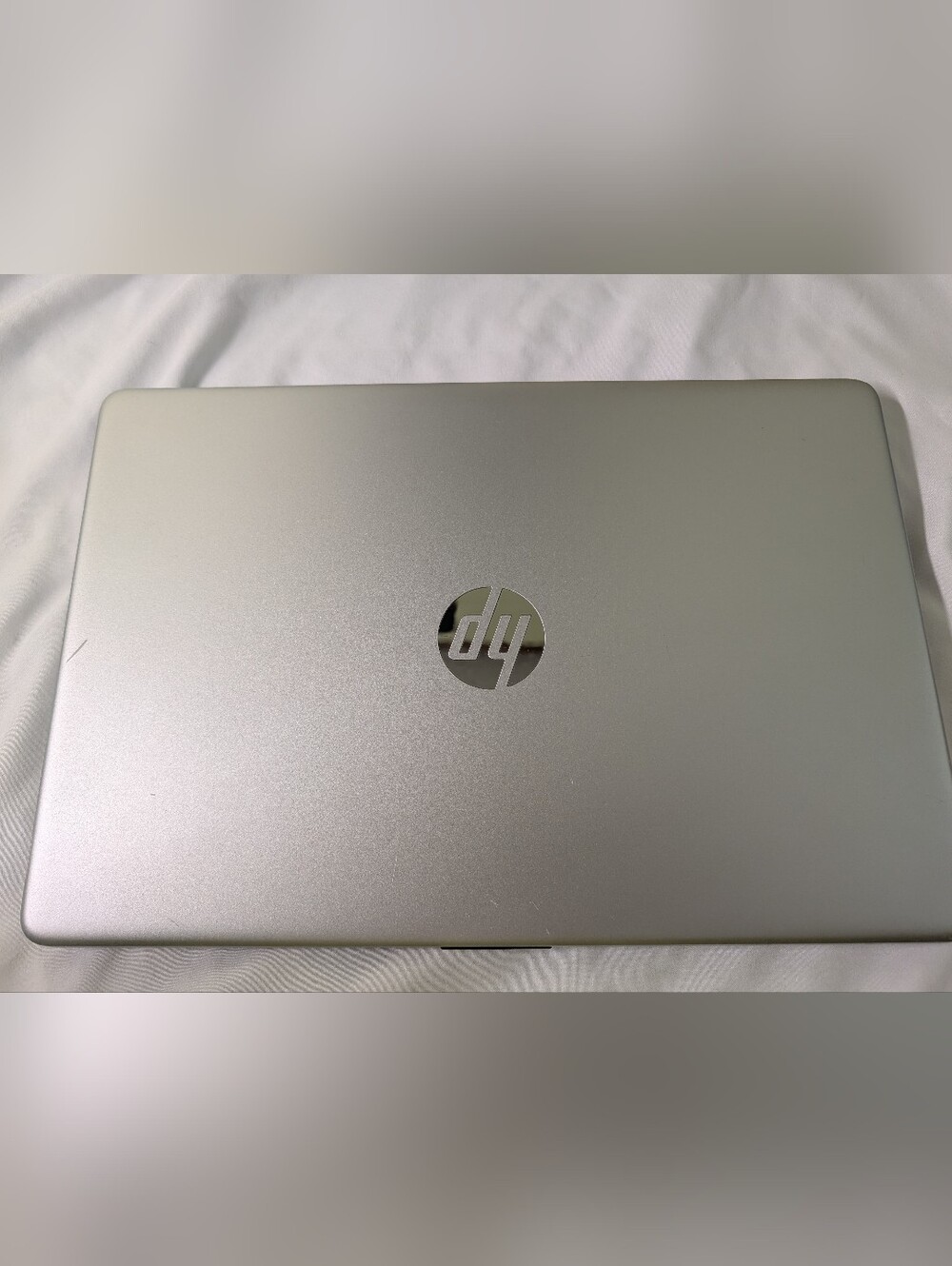HP 15-dy2075tg 15.6" Laptop Intel i5 8gb Ram 256gb SSD silver